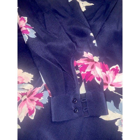 Joie Michi Floral 100% Silk Blue Multicolor Blouse Top XS Top fall classic - Picture 4 of 6